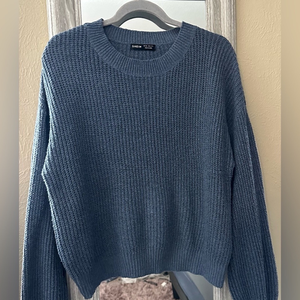 Women’s Long Sleeve Knit Sweater